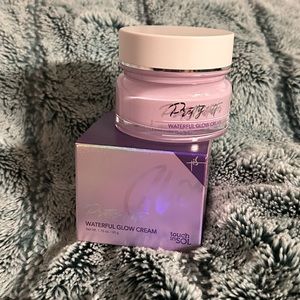 Touch in Sol Pretty Filter Waterfall Glow Cream